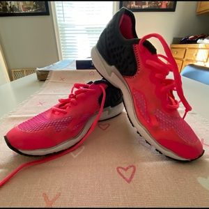 Under Armour Tennis Shoes